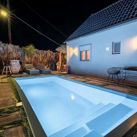 Eros Elysium Retreat Καλαβάρδα