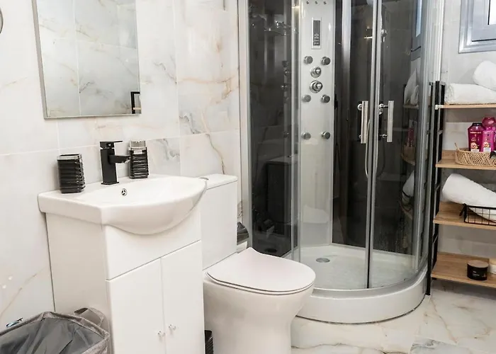 Eros Elysium Retreat فيلة Kalavárda